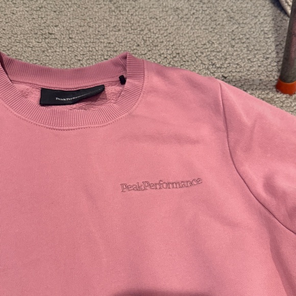 Peak Performance Pink Crewneck Sweatshirt s - Picture 3 of 4